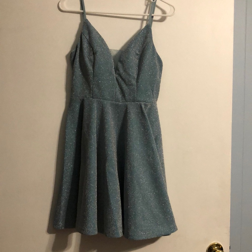 Medium, light blue with silver glitter